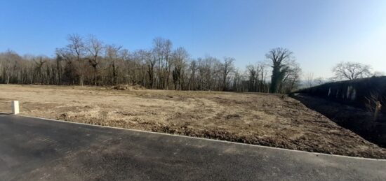Terrain à bâtir à Le Vaudreuil, Normandie