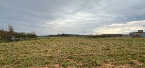Terrain à bâtir à Parville, Normandie